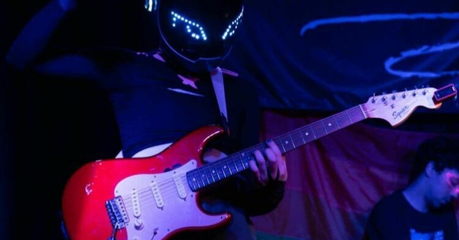 Naomi Bedford, Ahno, Luca Gene