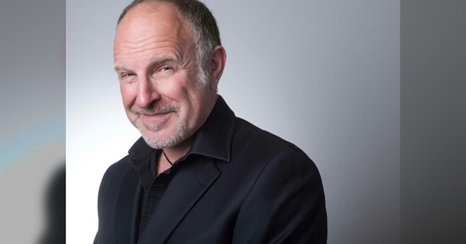 Simon Evans: Simon Evans is Staring at the Sun