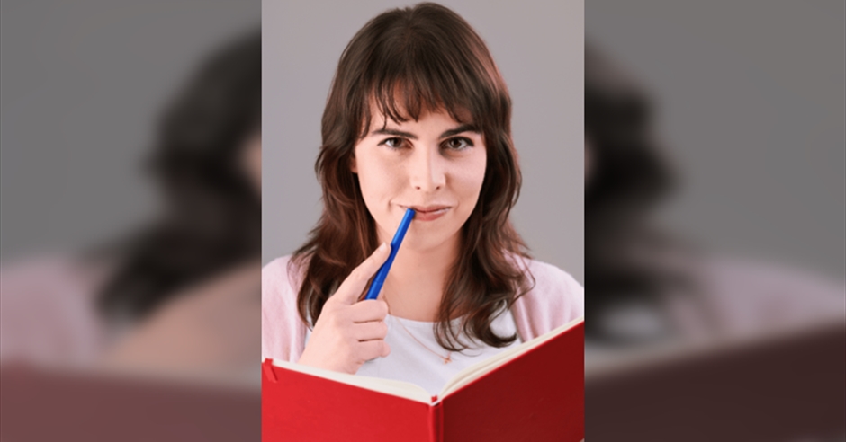 How To Write A Romcom By Sarah Bradley