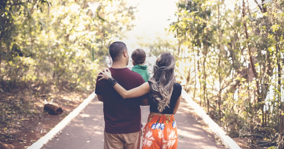 Building with Straw Bales