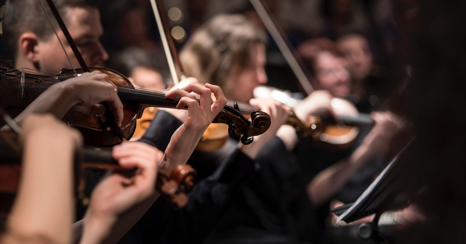 WPO: Into the Blue | Sibelius, Debussy, Chaz Hart